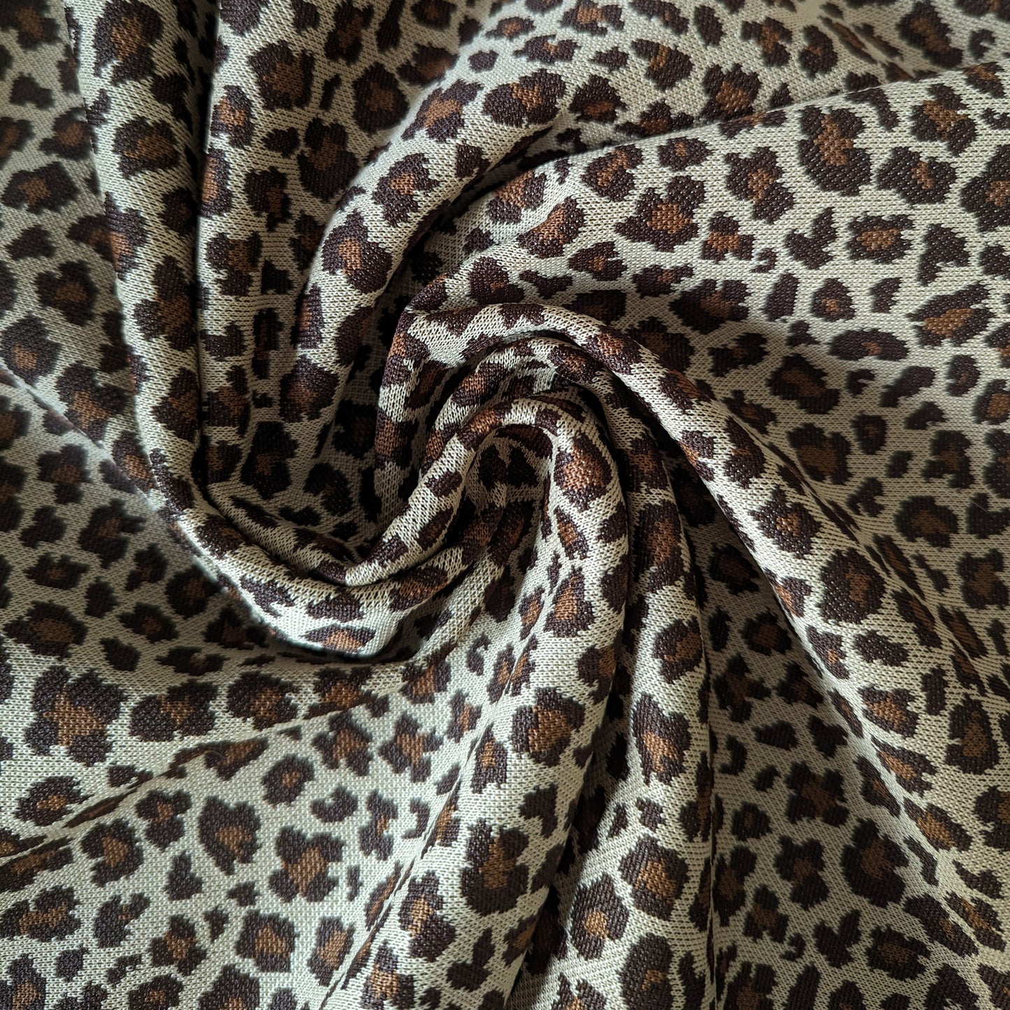 Strickstoff, Nylon · 100×185 cm