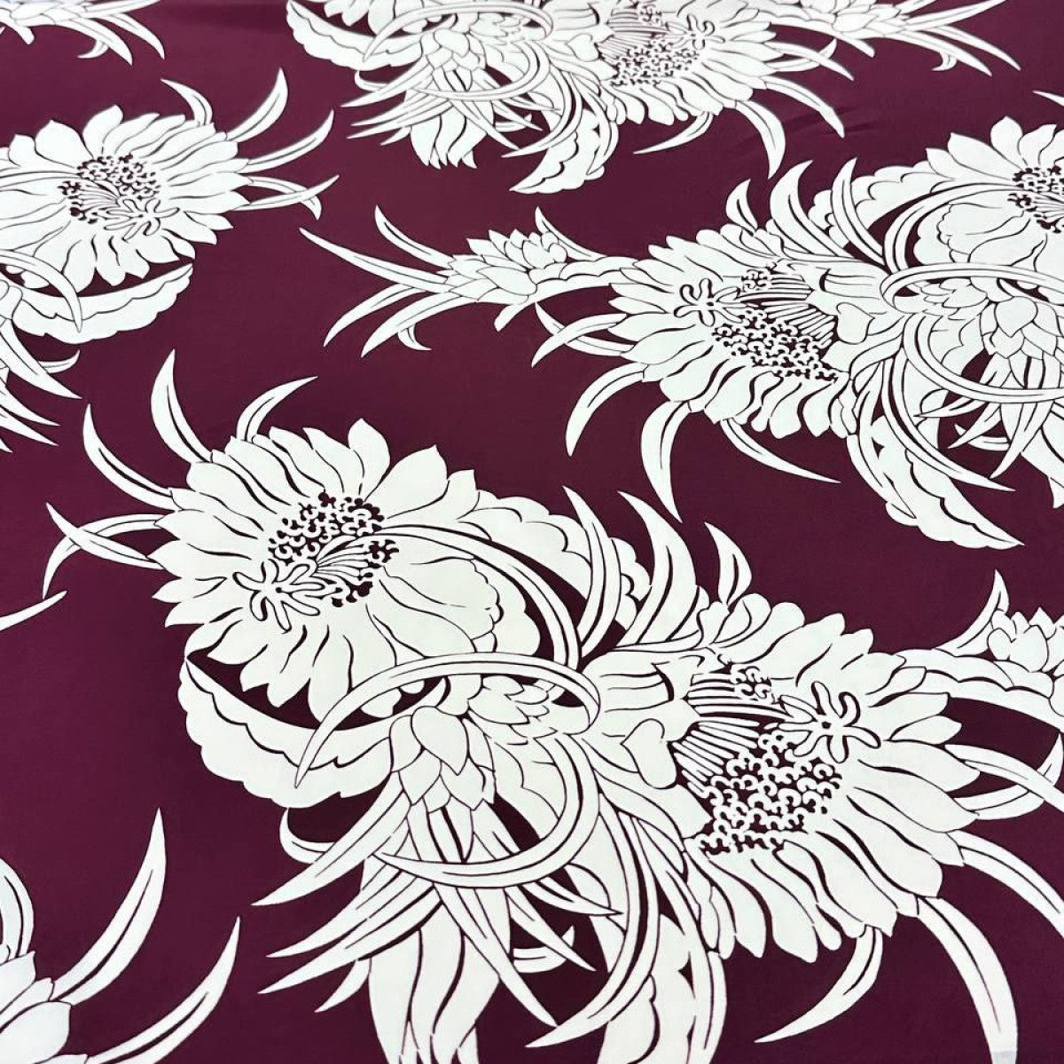 Deadstock Viskose fabric, 50cm, with white floral chrysanthemum pattern on a rich burgundy background.
