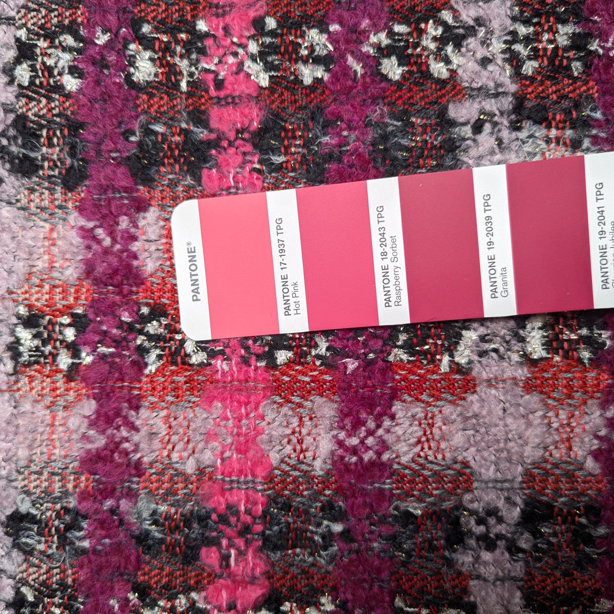 Einzelstück · Tweed · Wolle, Baumwolle · Kariert · Pinktöne · 145×160 cm