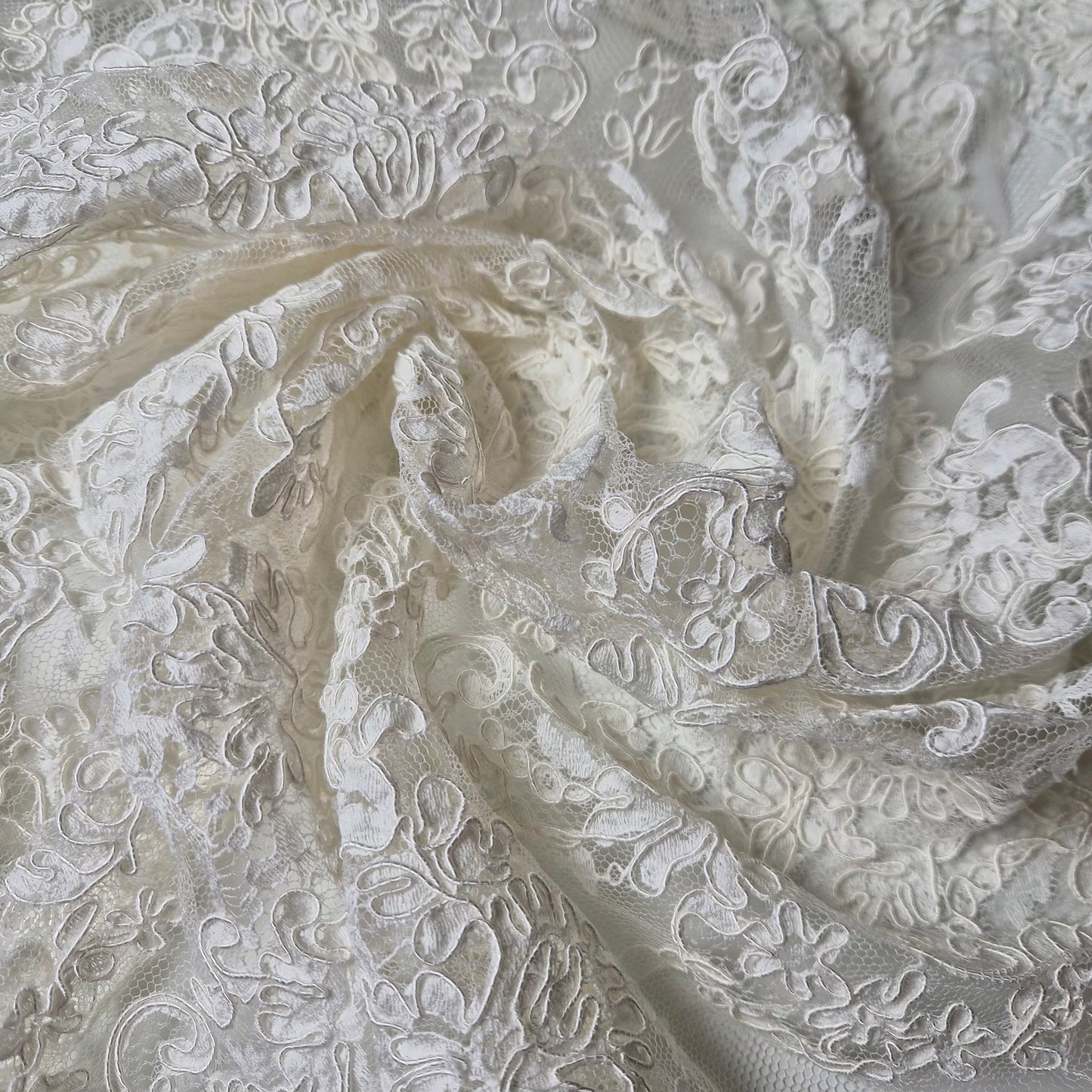 Spitze · Bestickt · Baumwolle, Polyester · floral · 50×90 cm · Meterware
