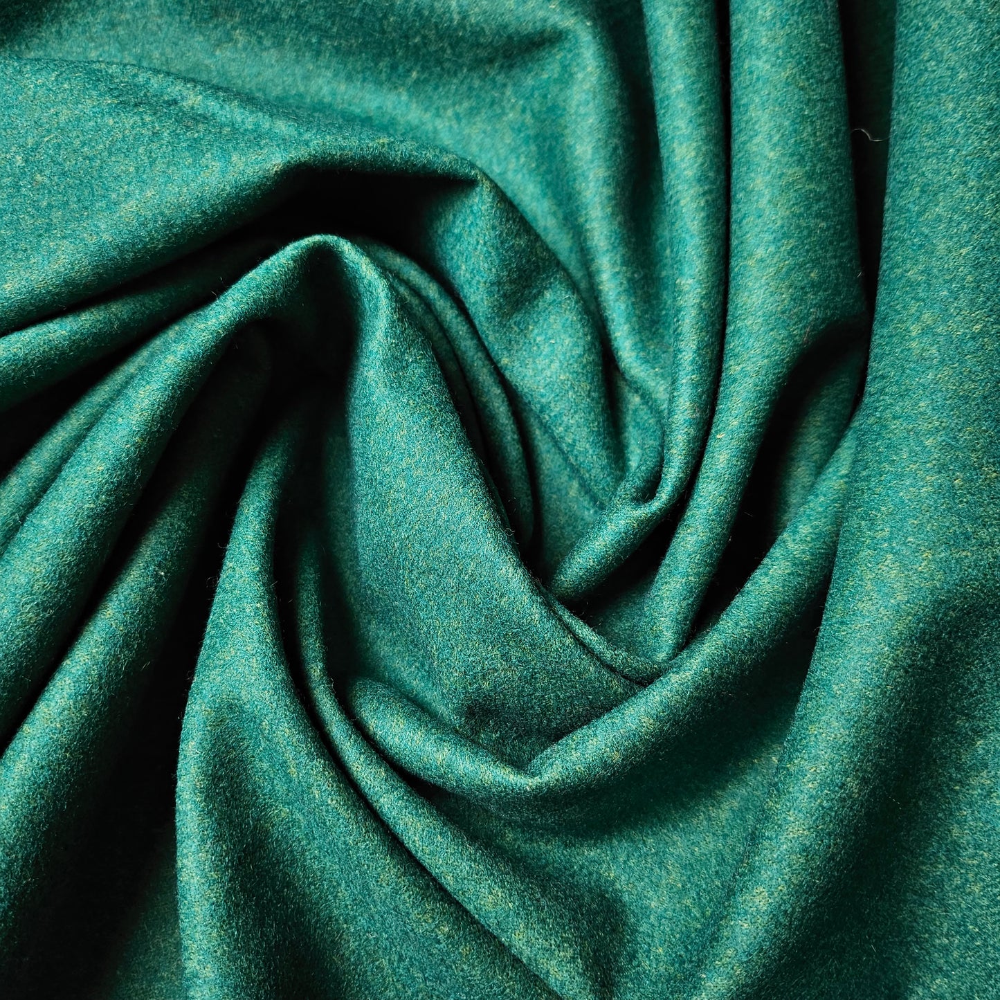 Tuchloden · Wolle · Uni · Pantone Cadmium Green · 130 cm · Meterware