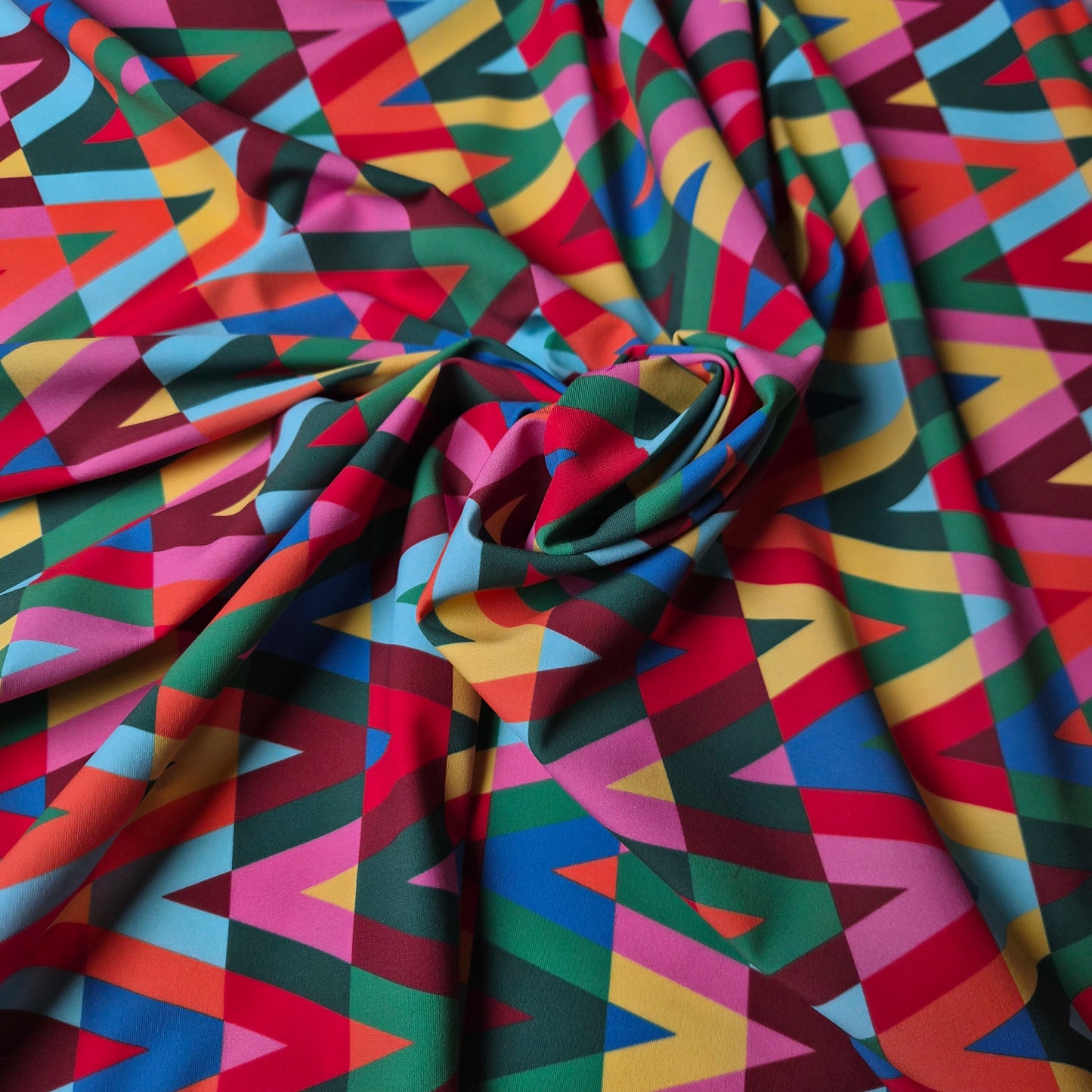 Lycra · Stretch · Polyamid, Elasthan · Logo · Regenbogen · 140 cm · 130 g/m² · Meterware
