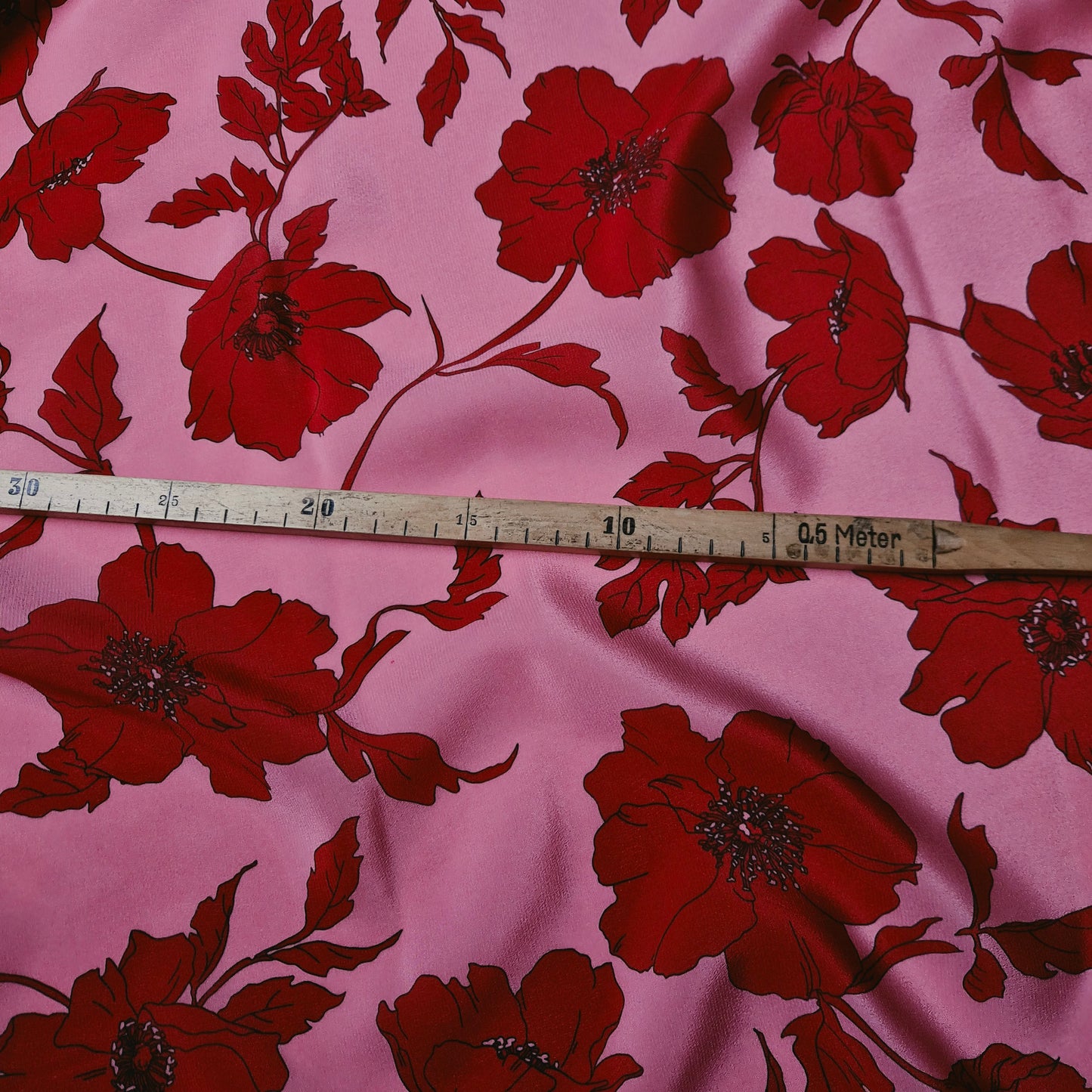Meterware · Seide · Blumen · Pantone Sachet Pink · 140 cm · 70 g/m²
