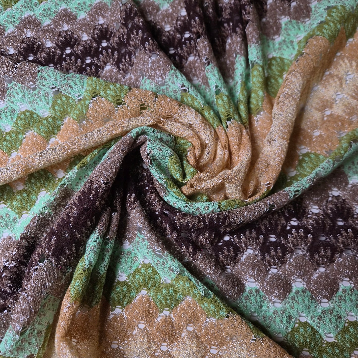 Meterware · Strickstoff, Baumwolle, Viskose, Mehrfarbig, Muschel, Zickzack · 120 cm 140g/m²