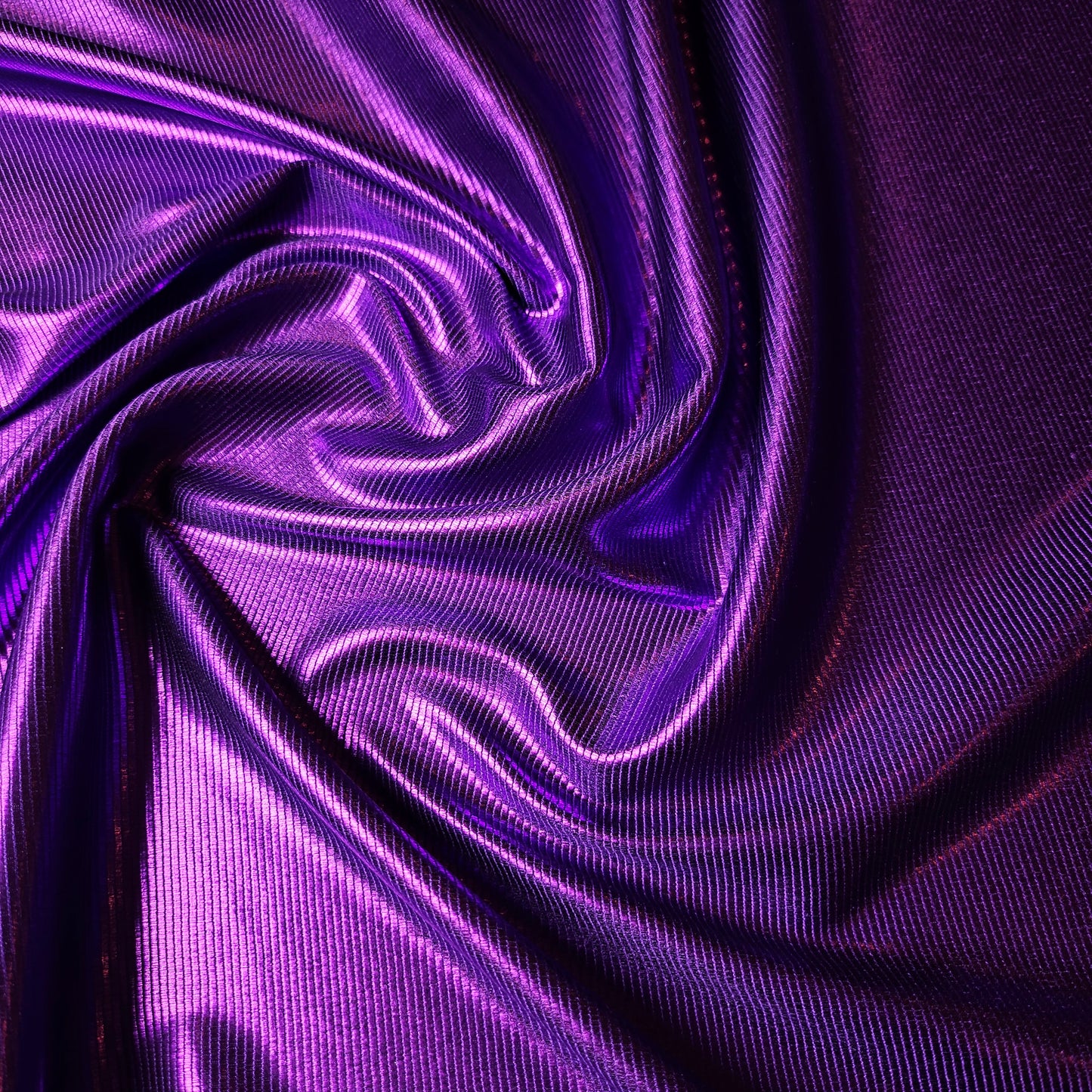 Cord, Pantone Tillandsia Purple · 140×120 cm