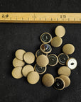 Deadstock Nähknöpfe DG – Bezogene Hellbraune Knöpfe, 2 cm Durchmesser, 5 Stück, (S1X1X033)