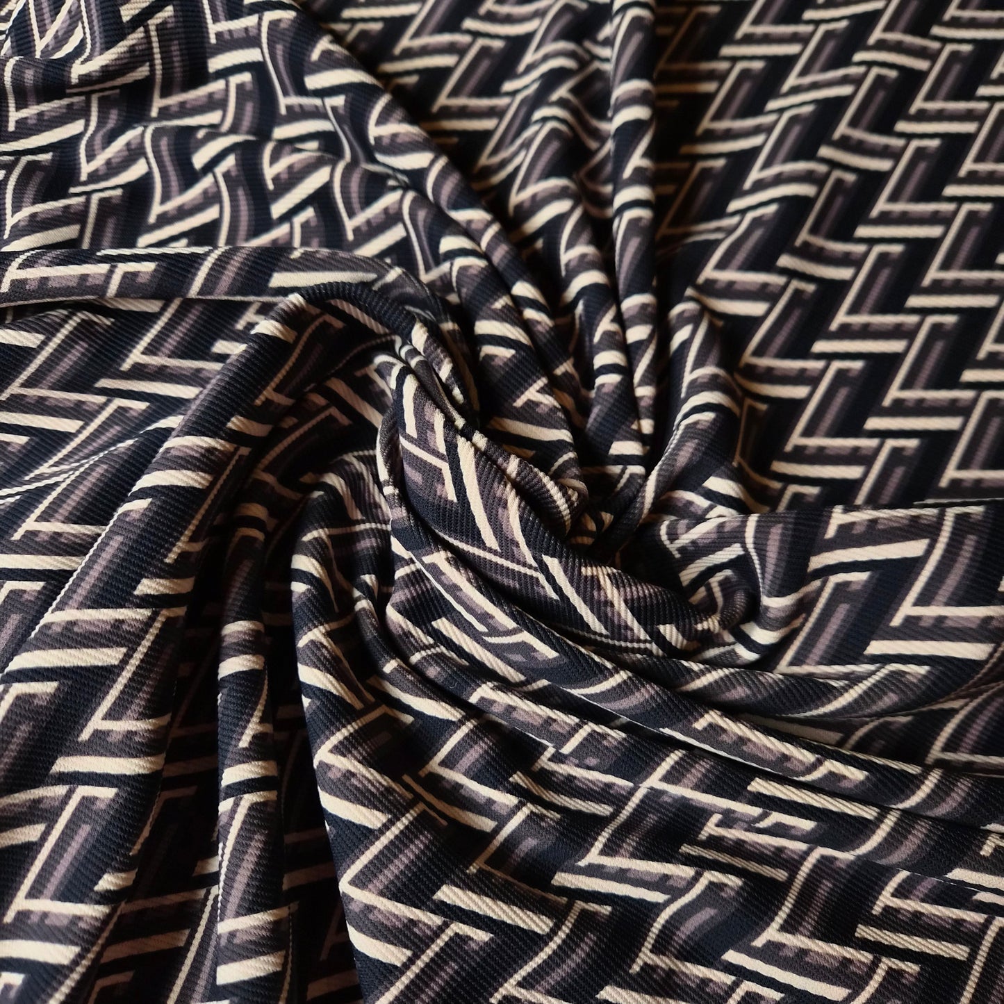 Punto Milano · Polyester · Geometrisch · 140 cm · Meterware