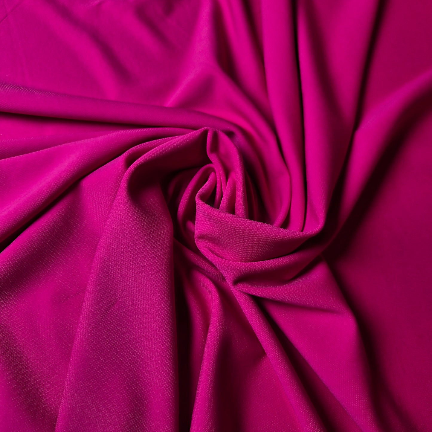 Jersey · Viskose · Uni · Pantone Fuchsia Fedora · 135 cm 300g/m2 · Meterware