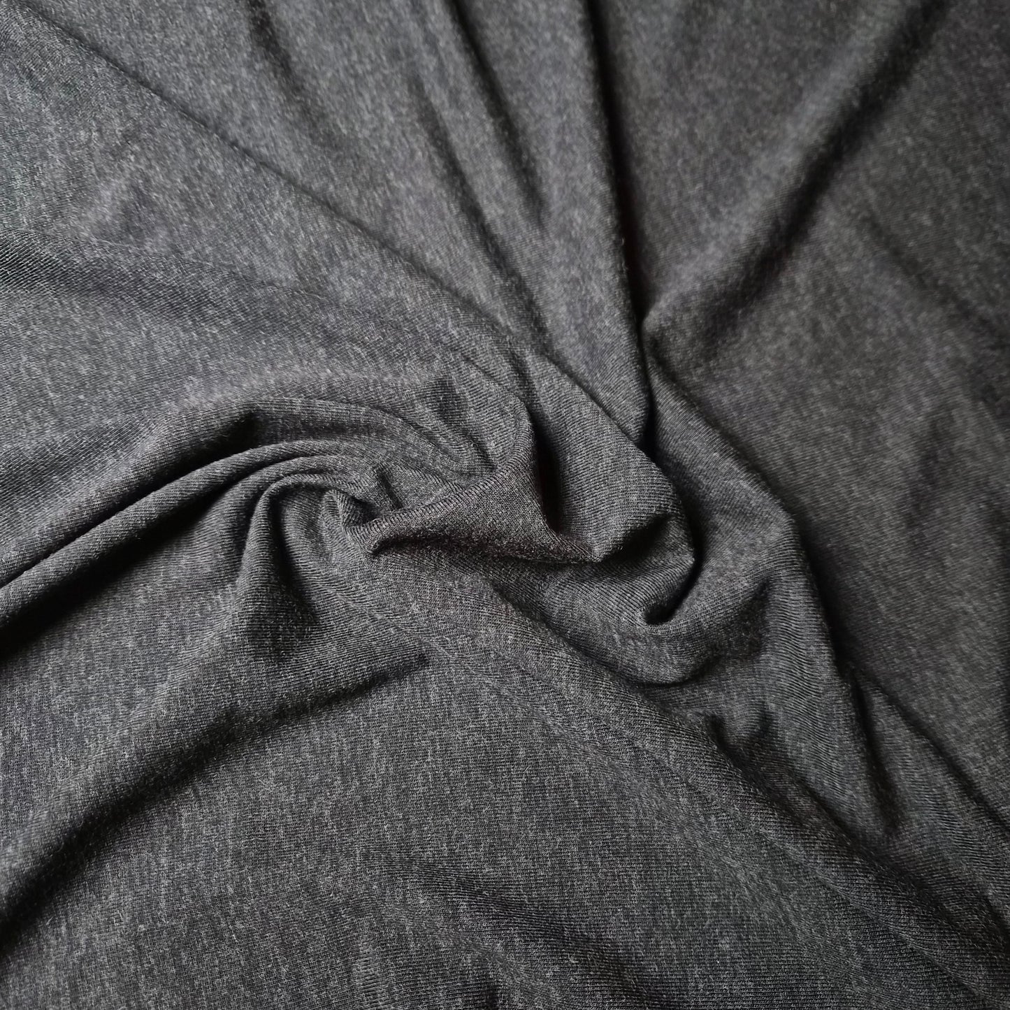 Jersey · Wolle, Modalfaser · Melange · Pantone Obsidian · 140 cm · 160 g/m² · Meterware