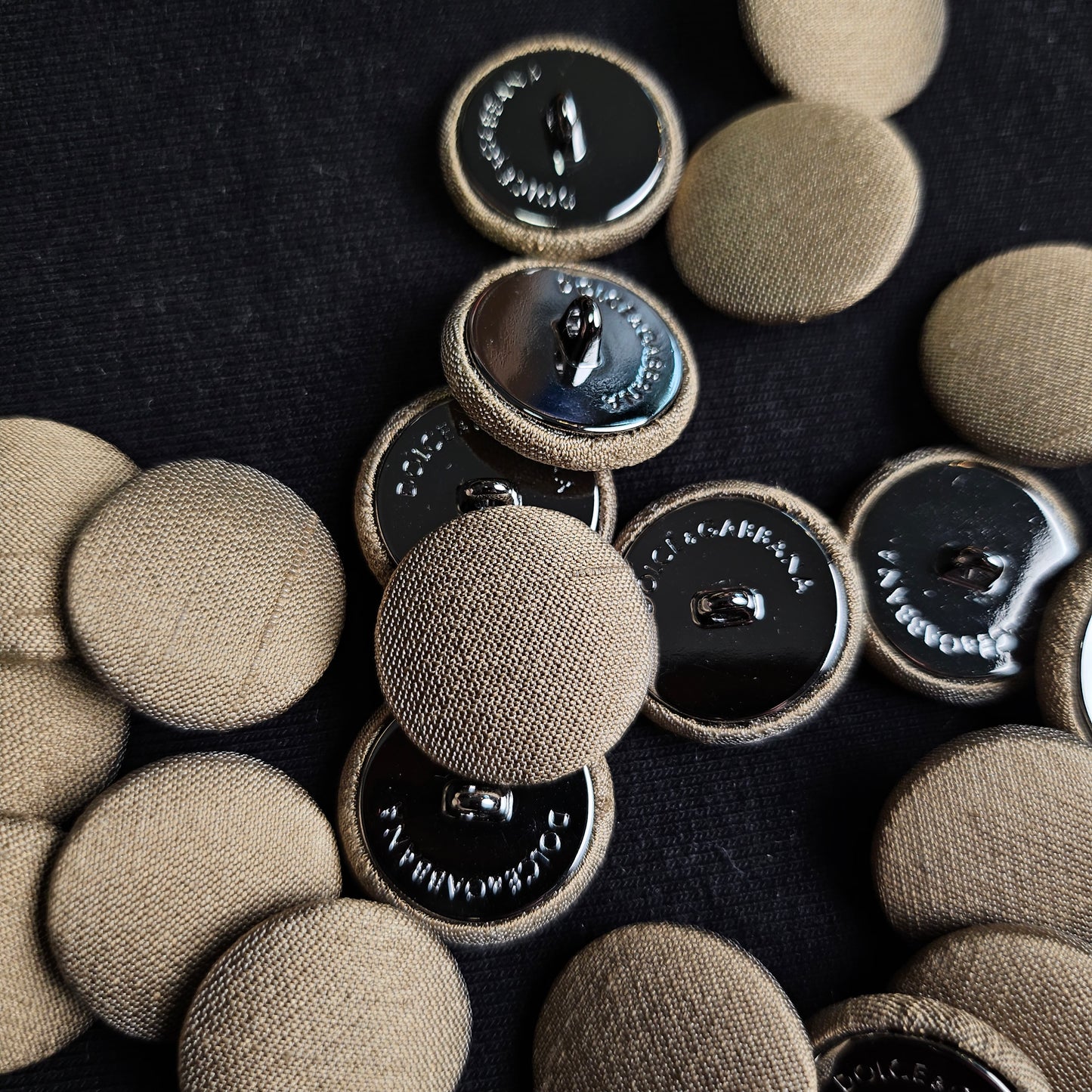 Knopf · 2 cm