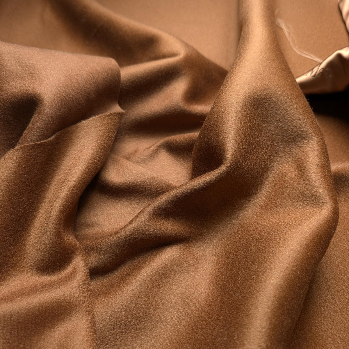 Kombipaket · Mantelstoff · Doubleface, Trennbar · Kaschmir · Pantone Caramel Cafe · 350×150 cm + 250 cm Futter · 740 g/m²
