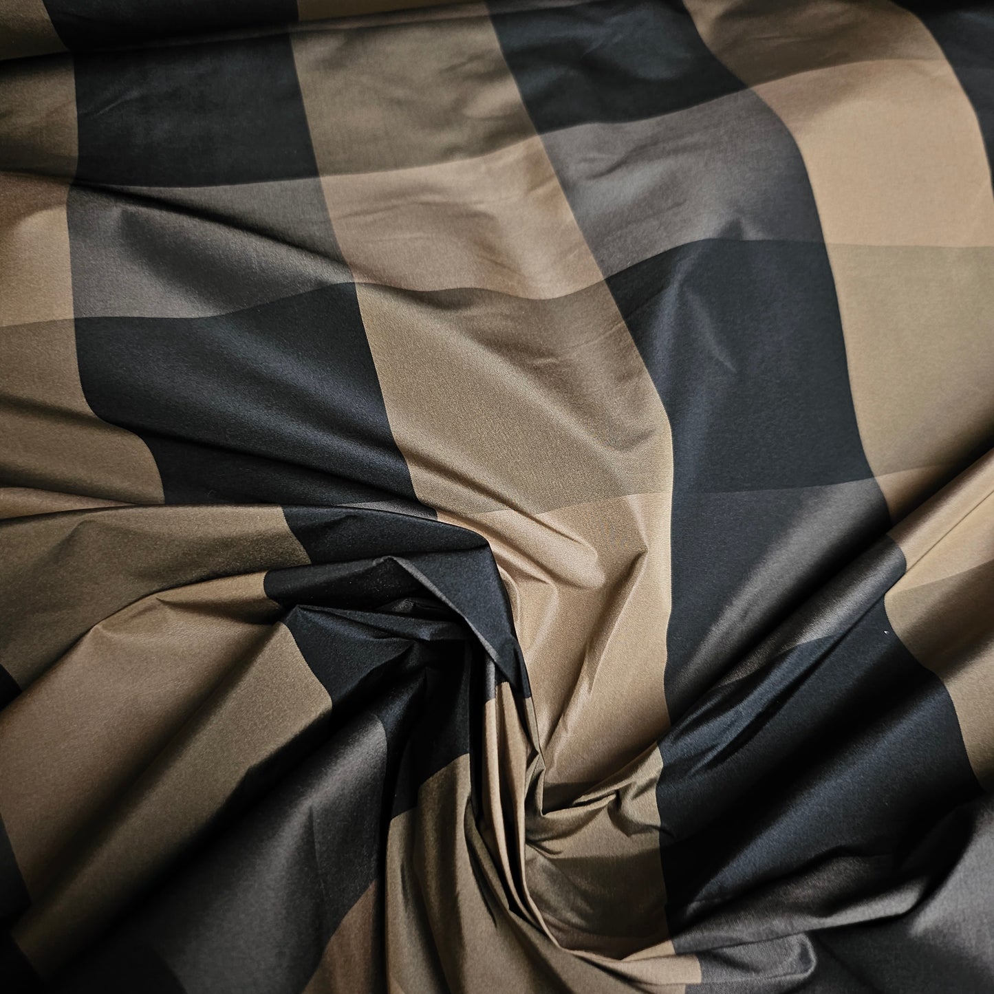 Taffeta · Kunstfaser · Kariert · Braun und Schwarztöne · 150 cm · 80 g/m² · Meterware