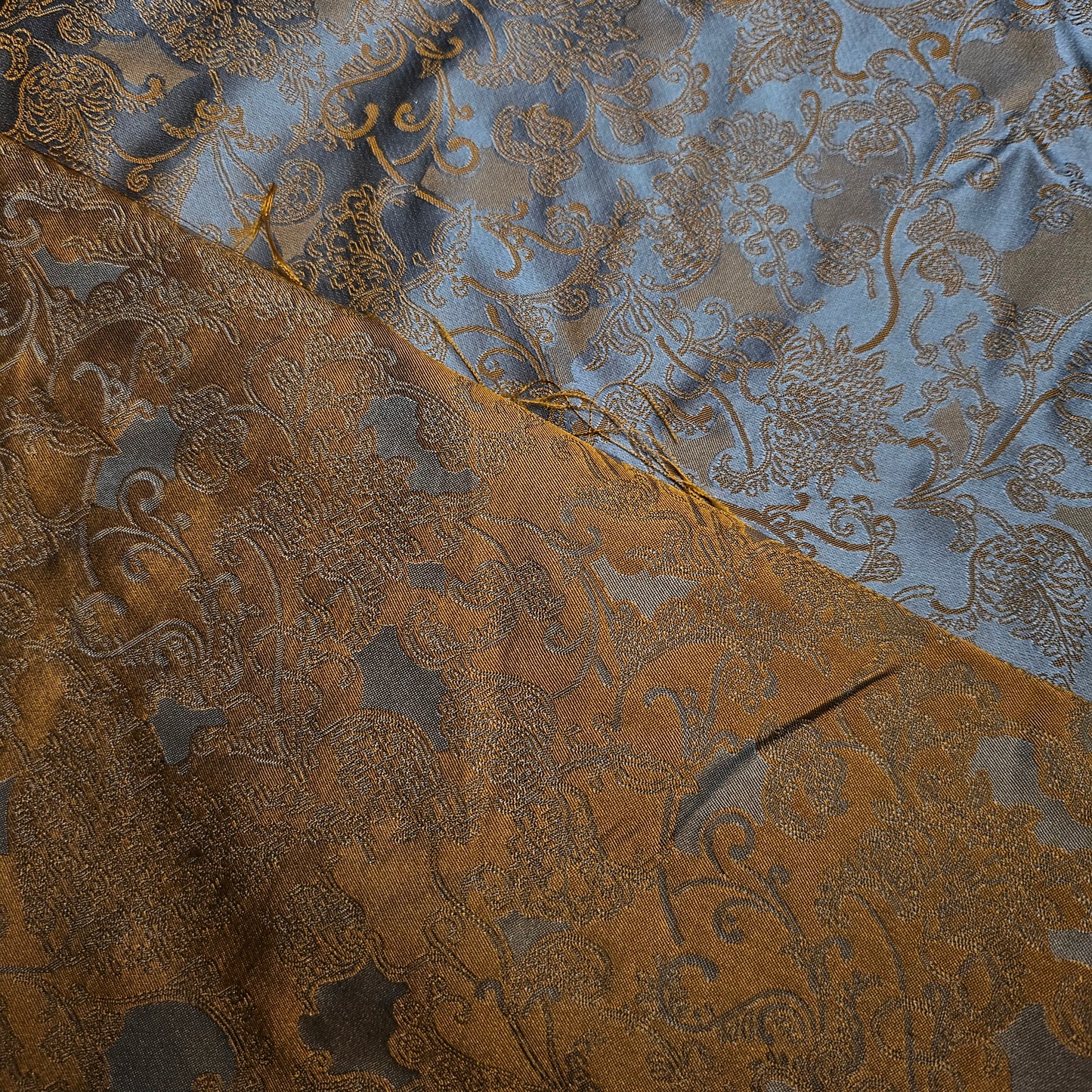 Jacquard · Seide · Floral · Hellblau und zimttöne · 140 cm · 110 g/m² · Meterware