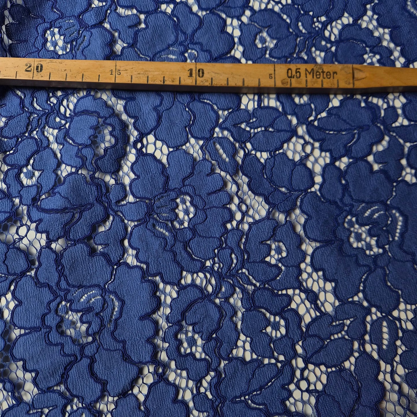 Polyester, Viskose, Spitze, Amparo Blue · 150 cm 180g/m2