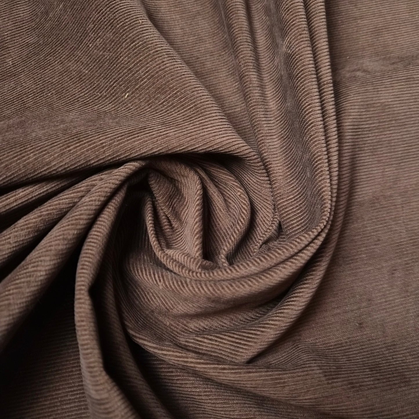 Meterware · Cord · Baumwolle · Uni · Pantone Hot Fudge · 150 cm · 200 g/m²