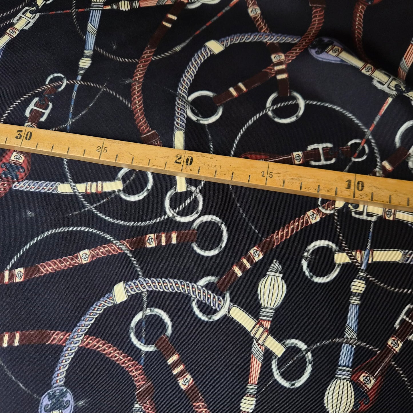 Seide, Viskose · 140 cm