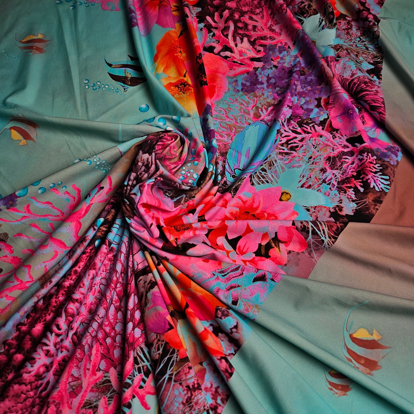 Panel, Lycra / Stretch, Pantone Aruba Blue · 130×145 cm