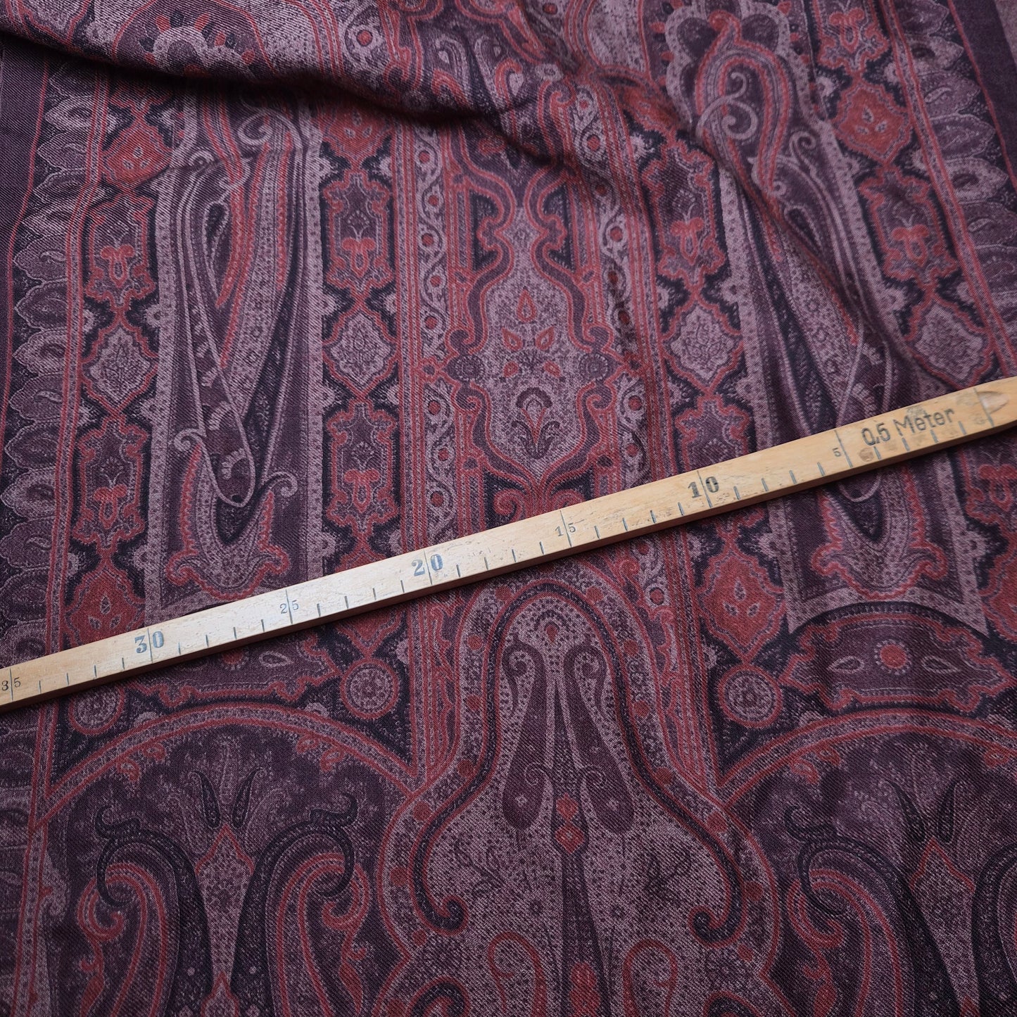 Schalpanel · Wolle, Seide, Kaschmir · Paisley · Rottöne · 45×145 cm · Schalpanel