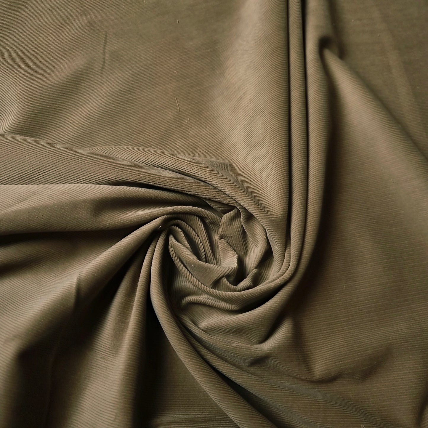 Meterware · Cord · Baumwolle · Uni · Pantone Mojave Desert · 150 cm