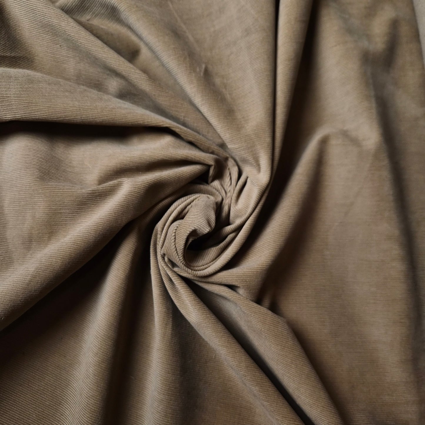 Meterware · Cord · Baumwolle · Uni · Pantone Incense · 150 cm
