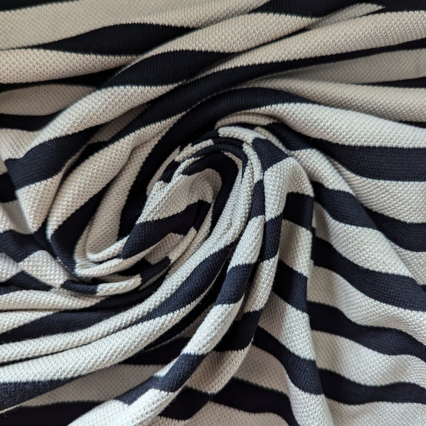 Piqué · Baumwolle · Gestreift · Farbe: Blau- und Naturweißtöne · 160 cm · 200 g/m² · Meterware