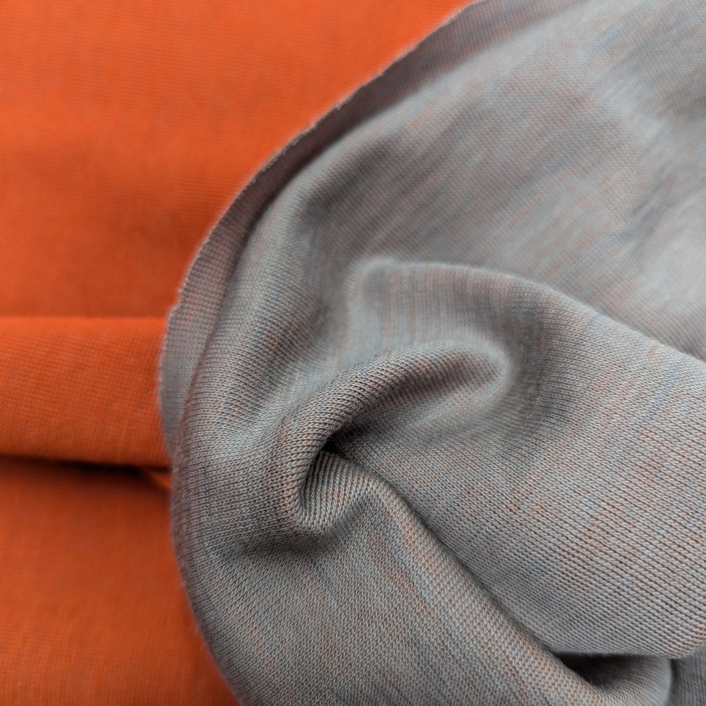 Orange and gray double-faced wool-cashmere jersey fabric, 100 cm x 75 cm.