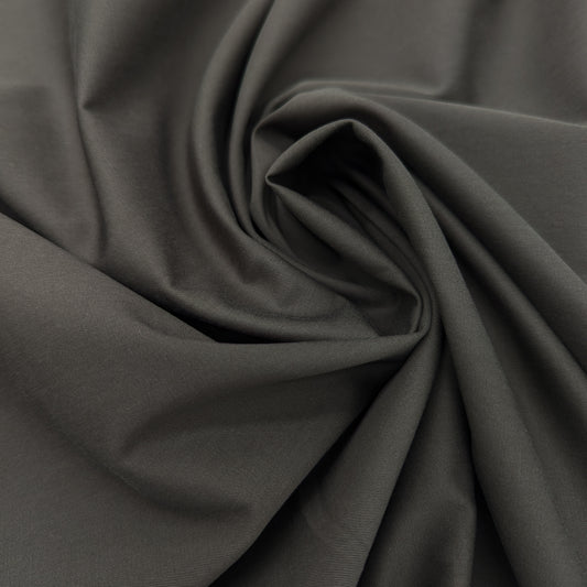 Pantone Olive Night Meterware Garbadine Baumwolle wasserabweisend Etr* ideal für Trenchcoats  150 cm M5X1X8 230g/m²