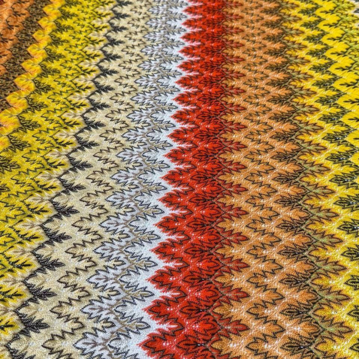 Deadstock Viskosejersey, M*ssoni – Herbstfarben Goldrot Ocker (Breite 125 cm) (M2X1X23)