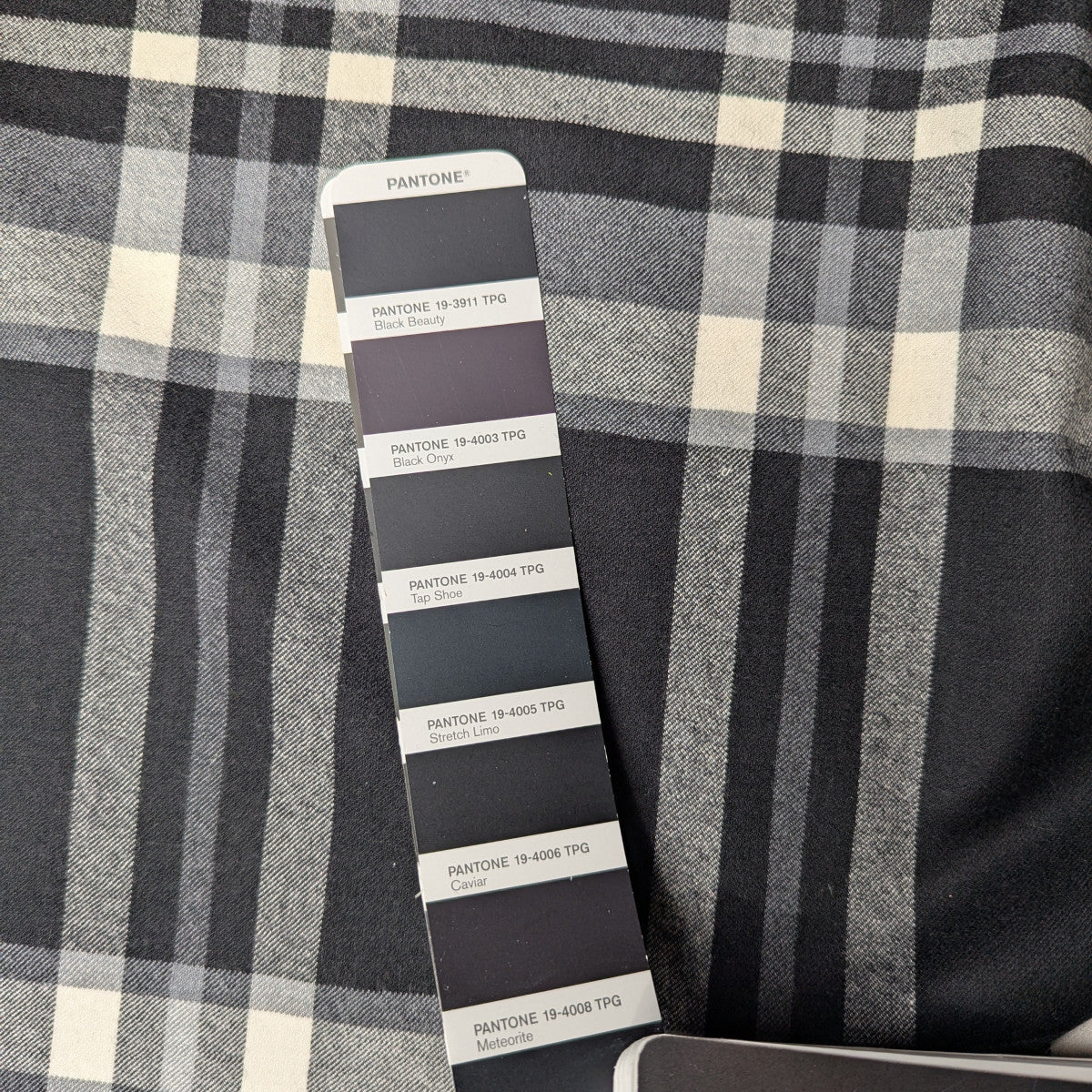 Flanell · Baumwolle · kariert · Pantone Uni Limo mehrfarbig kariert Albini · 155 cm · 190 g/m² · Meterware
