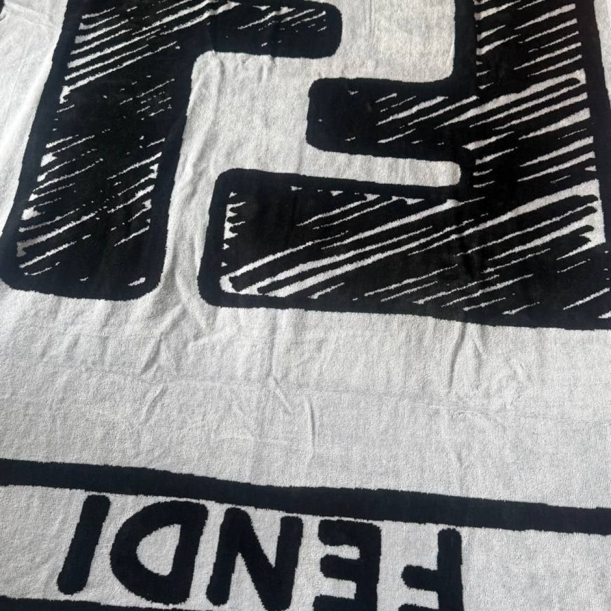 Fendi Deadstock · 100 cm ×180 cm