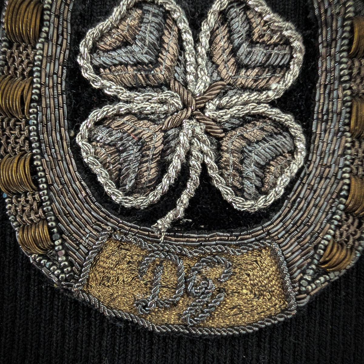 Patch D&amp;G Metallstickerei Hufeisen mit Logo 8 cm x 9 cm S8X6X032