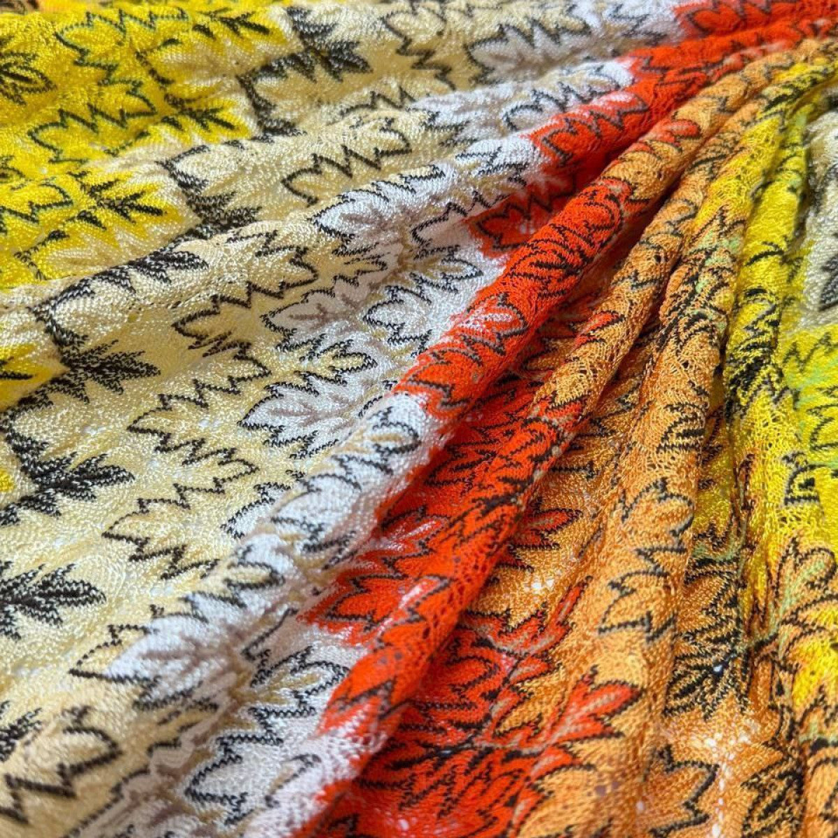 Deadstock Viskosejersey, M*ssoni – Herbstfarben Goldrot Ocker (Breite 125 cm) (M2X1X23)