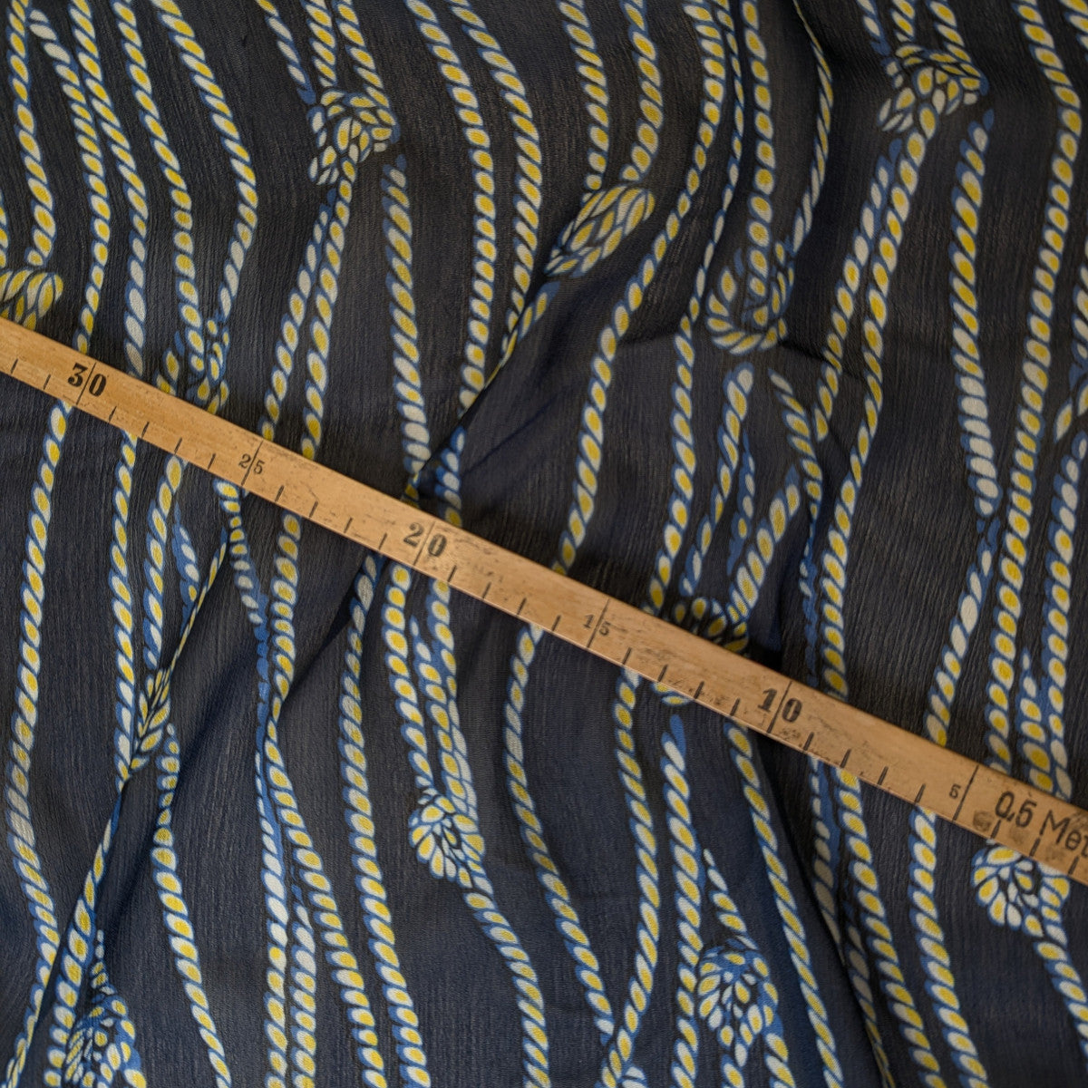 Chiffon · Viskose · Maritim · Farbe: Dunkelblau · 135 cm · 70 g/m² · Meterware
