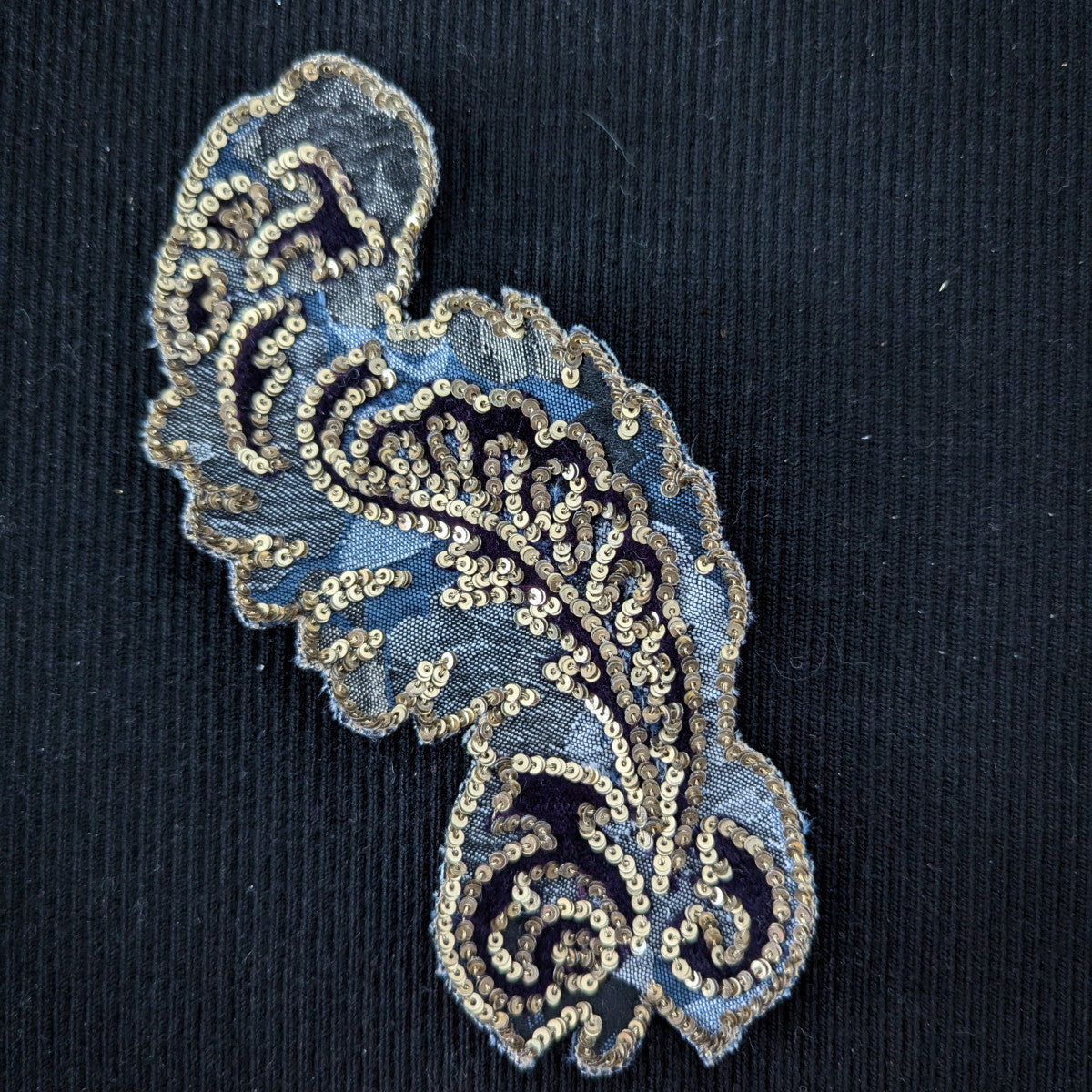 D&G 16cm blue and gold sequined paisley ornament patch with intricate embroidery.