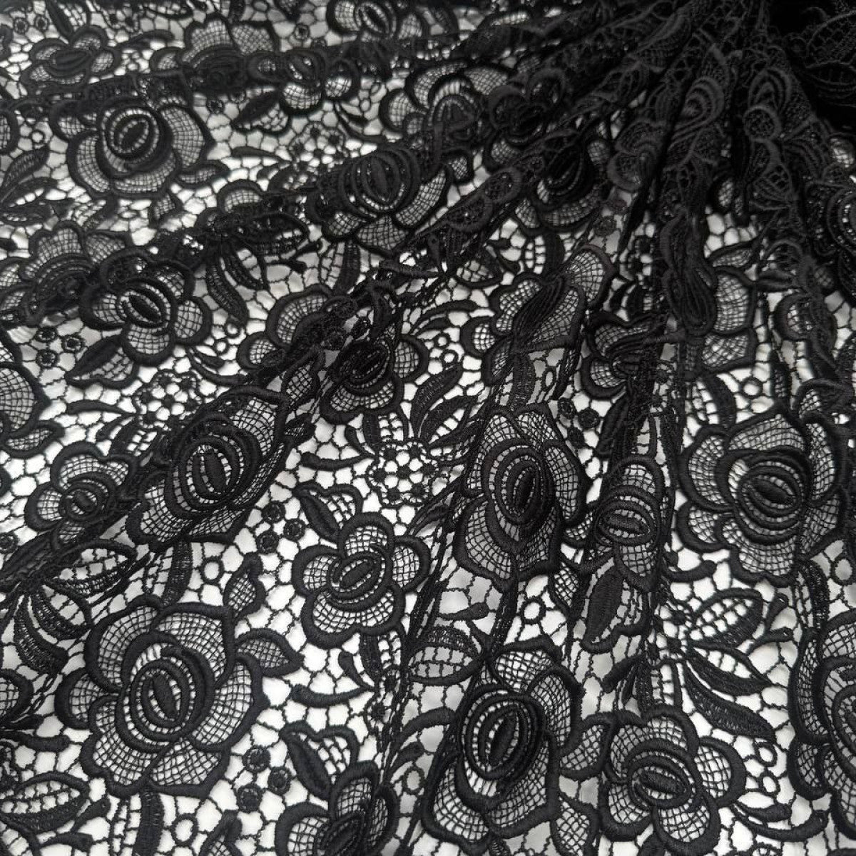 Spitze Polyamid schwarz BLumenmuster D&G 86 cm 290g/m2