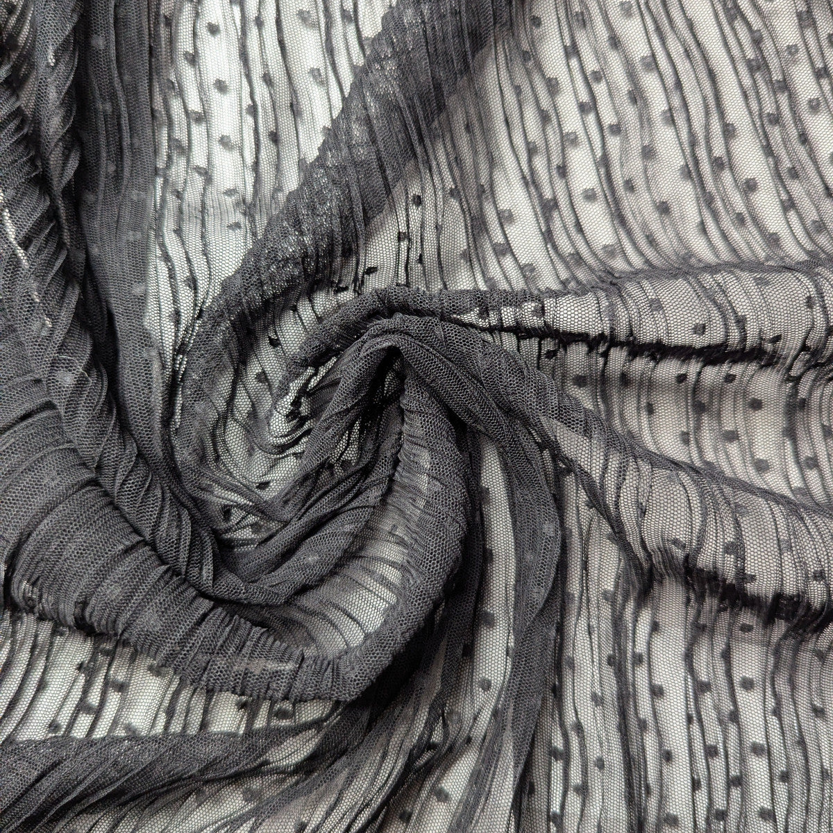 Deadstock Plissierter Feintüll – Schwarz (Breite 140 cm) (M5X5X9)