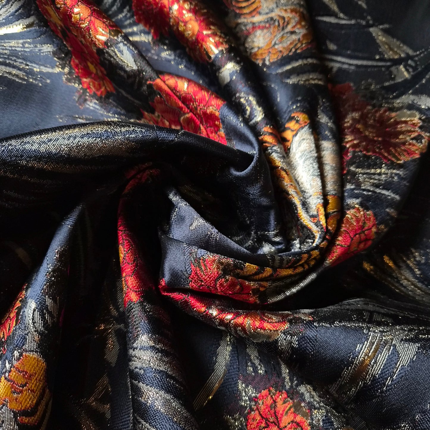 Meterware · Jacquard · Mit Lurex · Baumwolle, Polyester, Lurex · Pantone Naval Academy · 155 cm · 280 g/m²