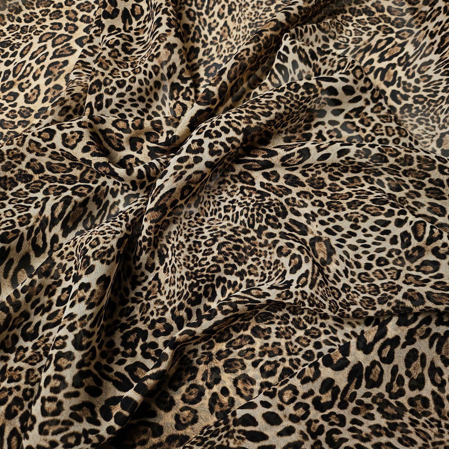 Chiffon · Polyester · Animal · Farbe: Brauntöne · 145 cm · 90 g/m² · Meterware