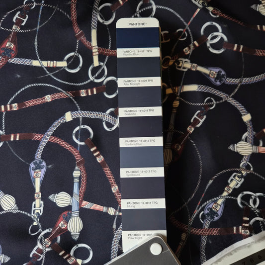 Seide, Viskose · 140 cm