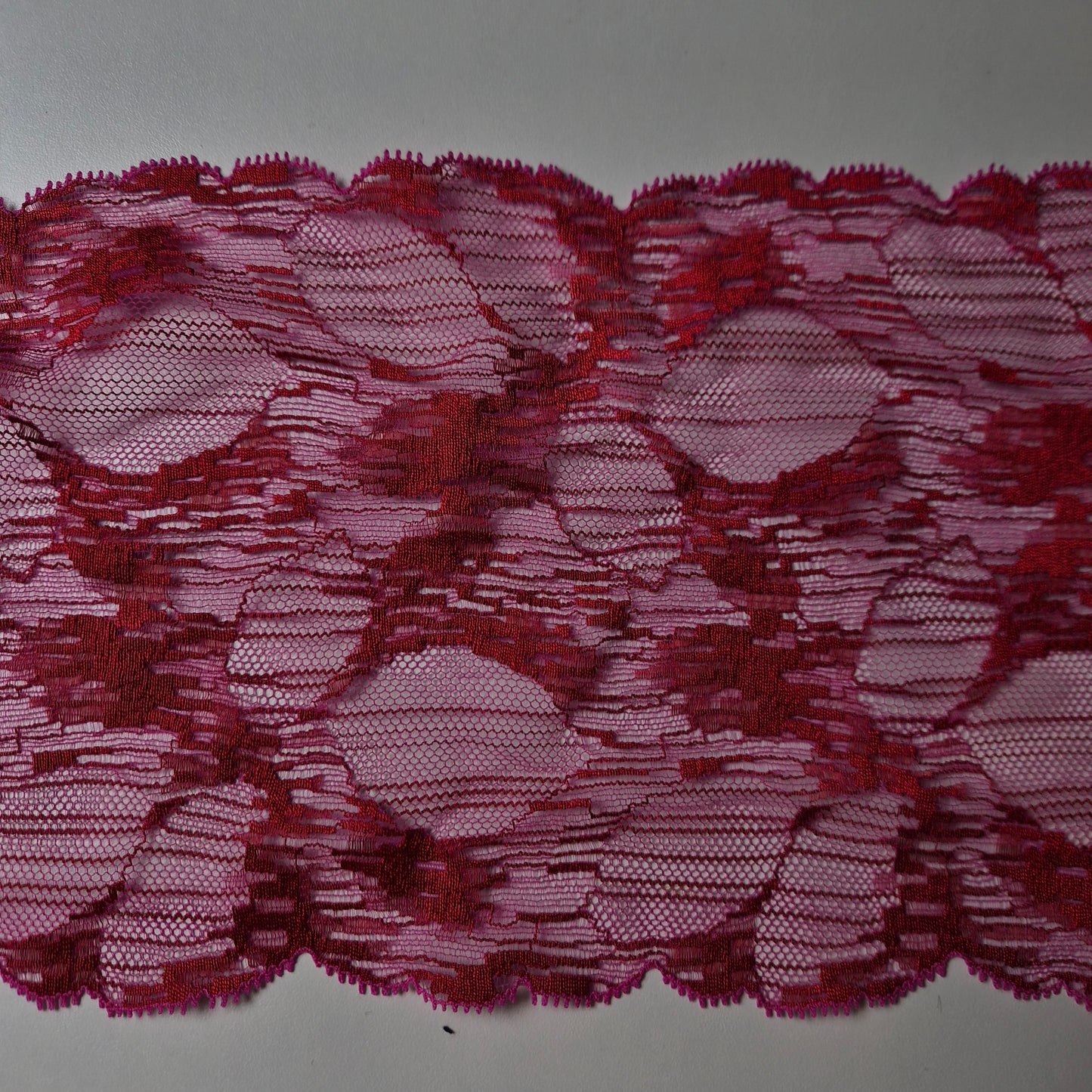 Kunstfaser, Spitze,  Pantone Granita, Spitze · 17 cm
