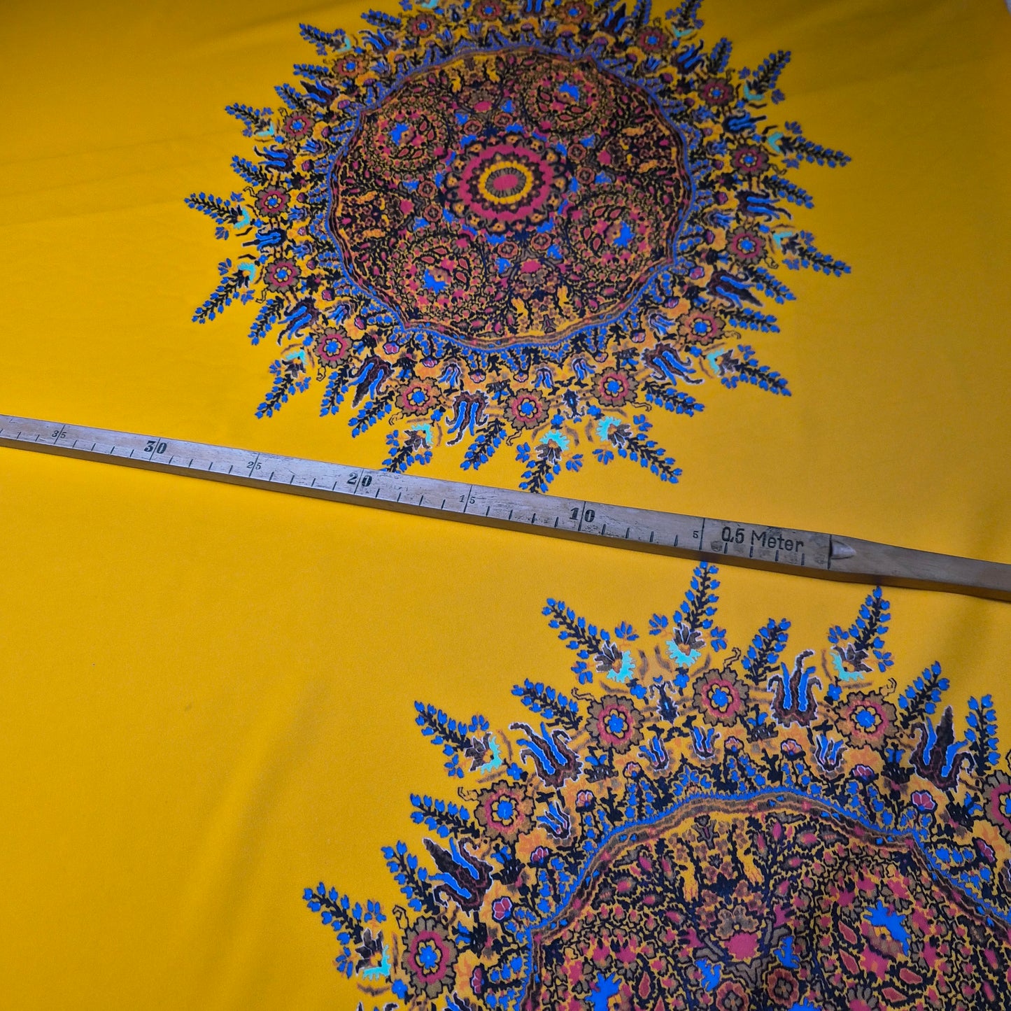 Lycra · Kunstfaser, Elasthan · Ornament · Farbe: Gelbtöne · 75×130 cm · 190 g/m² · Panel