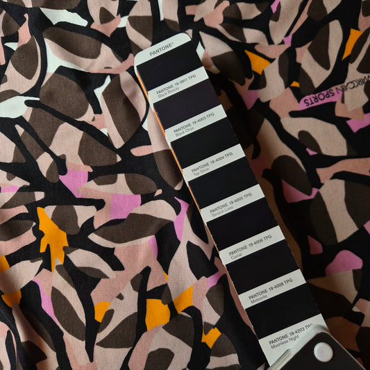 Feinripp · Baumwolle, Elasthan · Camouflage · Natur- und Pinktöne · 135 cm · 180 g/m² · Meterware