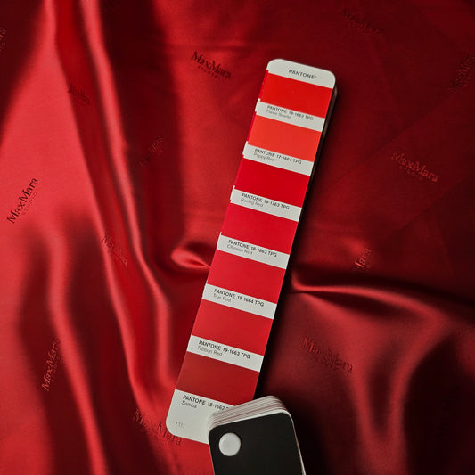 Futter · Viskose · Logo · Pantone Samba · 145 cm · 80 g/m² · Meterware