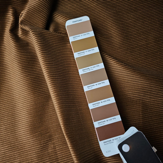 Cord · Wolle, Baumwolle · Uni · Pantone Nuthatch · 155 cm · 310 g/m² · Meterware