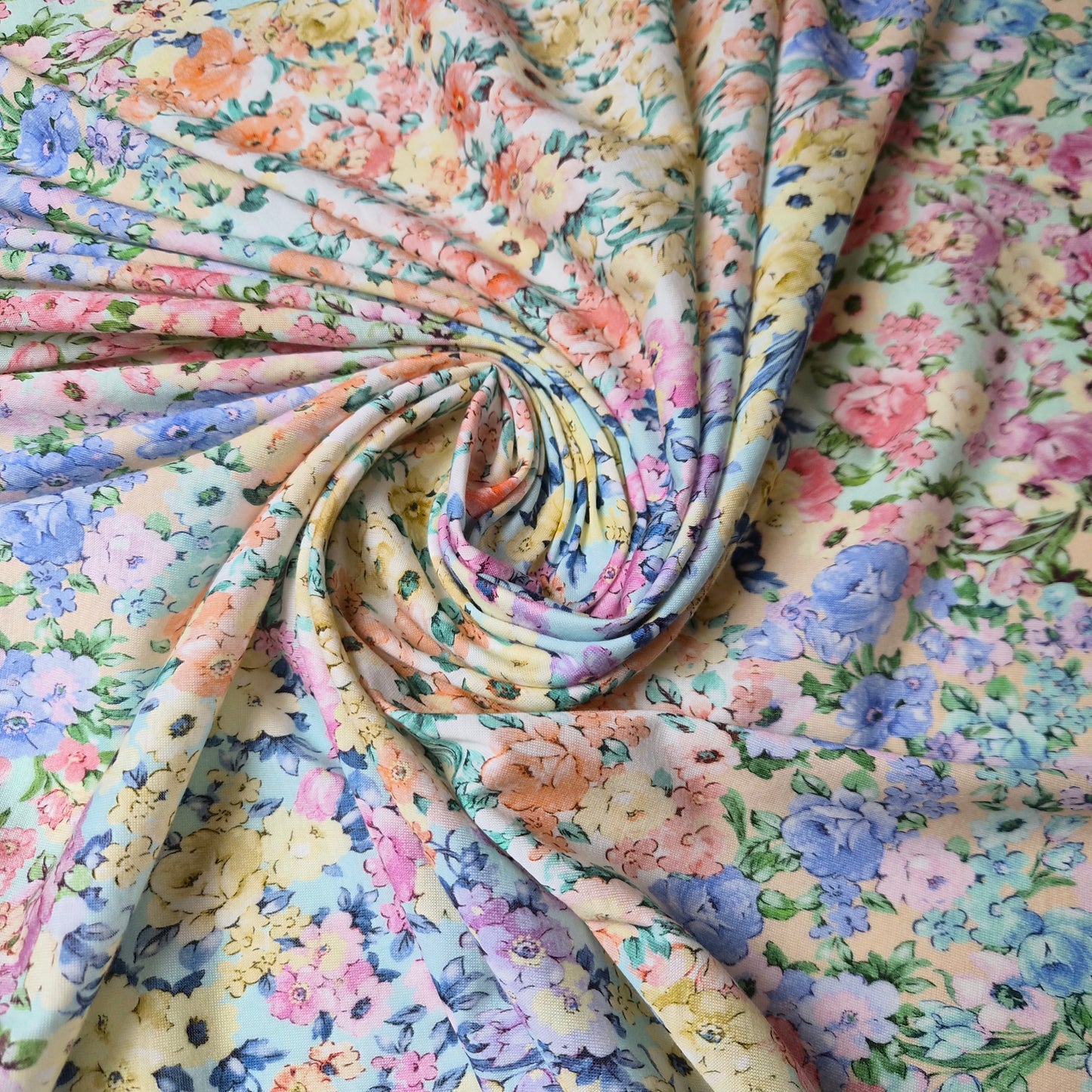 Jersey · Viskose · Millefleur · Farbe: pastel · 130 cm · 100 g/m² · Meterware