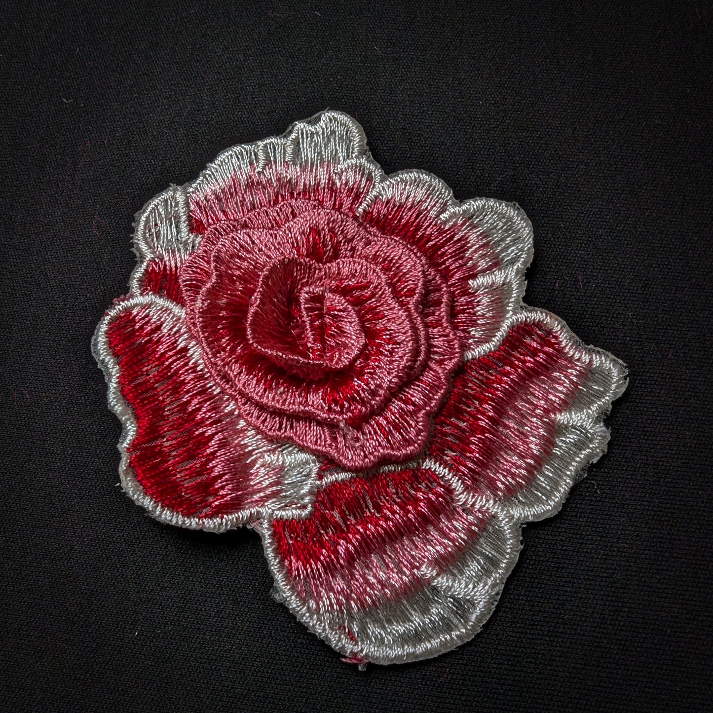D&G red 3D rose embroidery patch, 7.5x6.5 cm, with silver outline on black fabric.