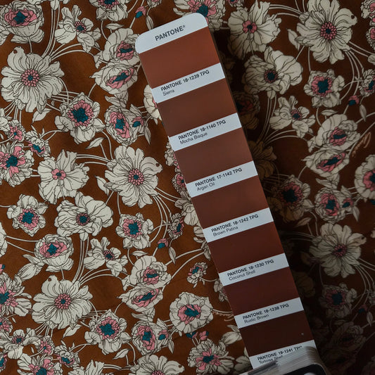 Poplin · Baumwolle · Floral · Braun und weißtöne · 140 cm · 10 g/m² · Meterware