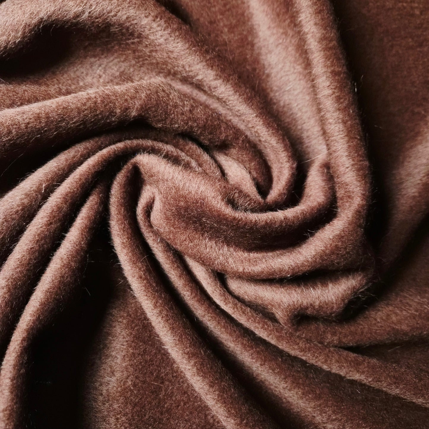 Einzelstück · Mantelstoff · Wolle, Mohair · Pantone Sable · 180×150 cm