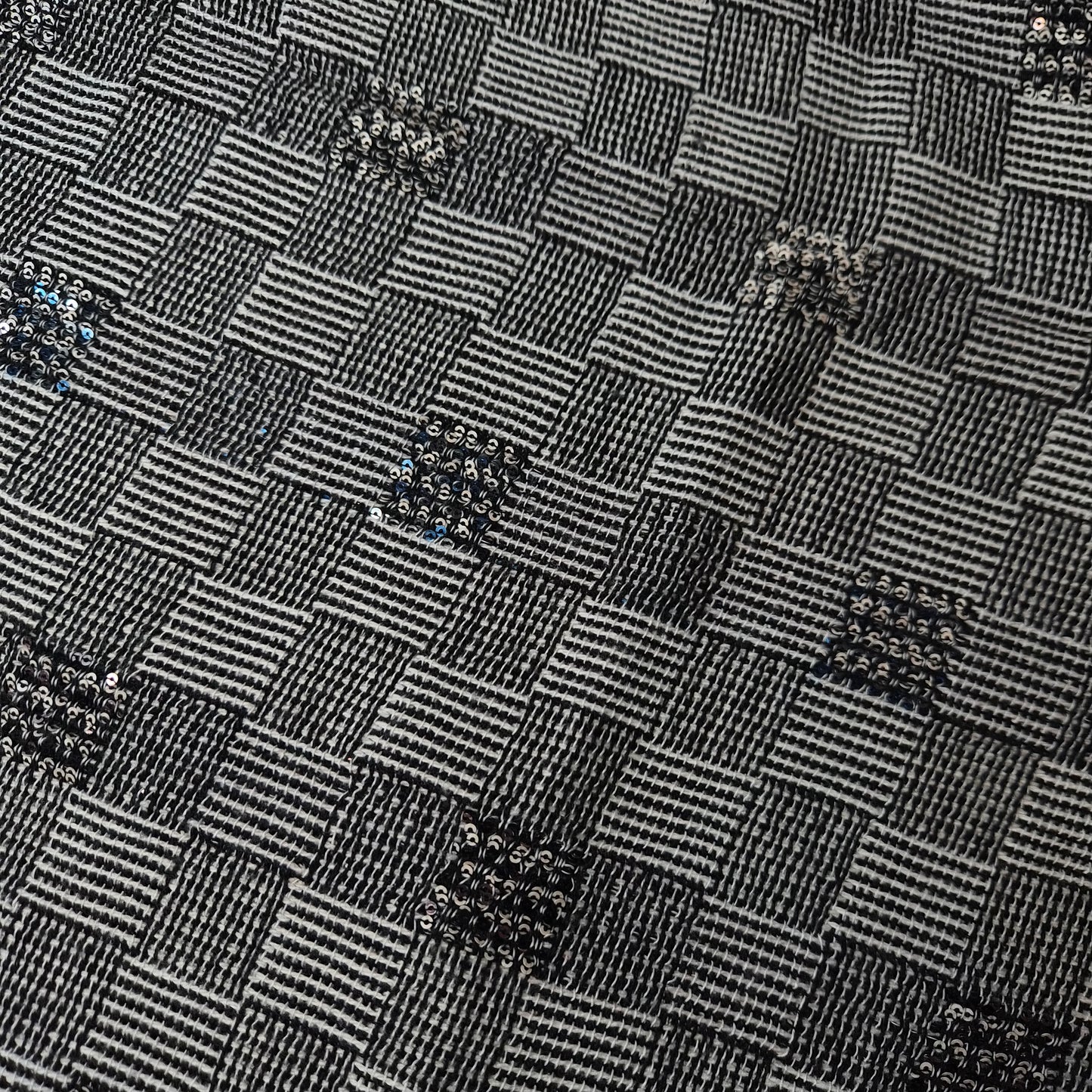 Tweed, Kariert, Pailetten · 160×160 cm