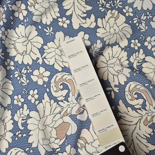 Meterware · Poplin, Viskose, Pantone Lucent White ideal · 150 cm 90g/m2